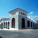 House By The Sea איגיו