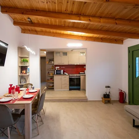 בית נופש House By The Sea