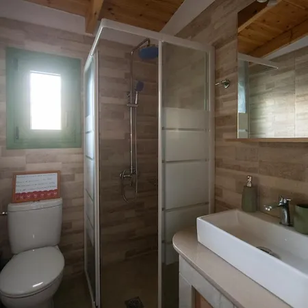 בית נופש House By The Sea איגיו