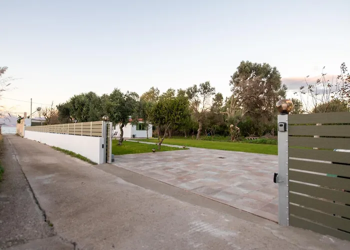 House By The Sea Nyaraló